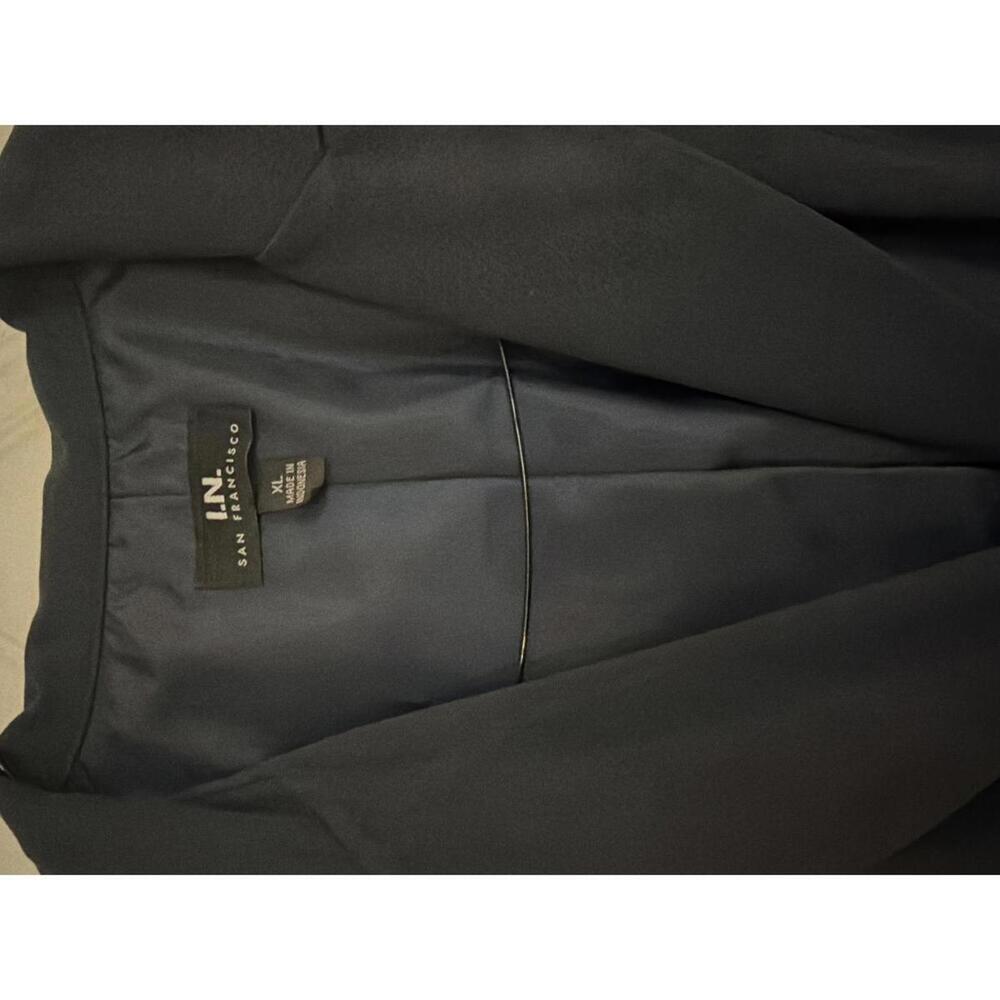 I.N. San Francisco Navy Blazer with Striped Cuff Detail XL - Picture 3 of 4